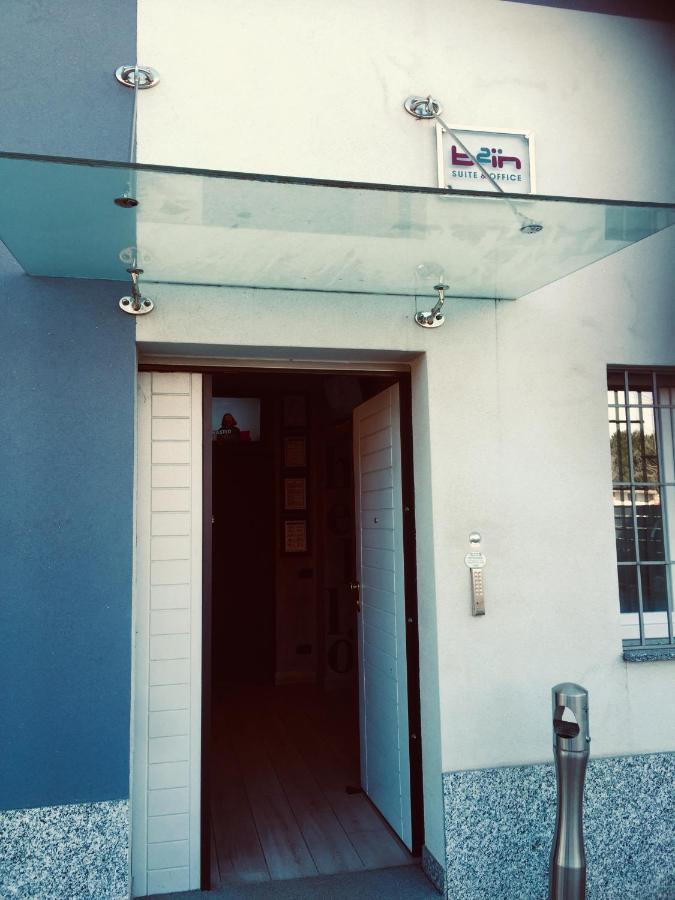 B2In Suite & Office Каприате Сан Джервазио Екстериор снимка