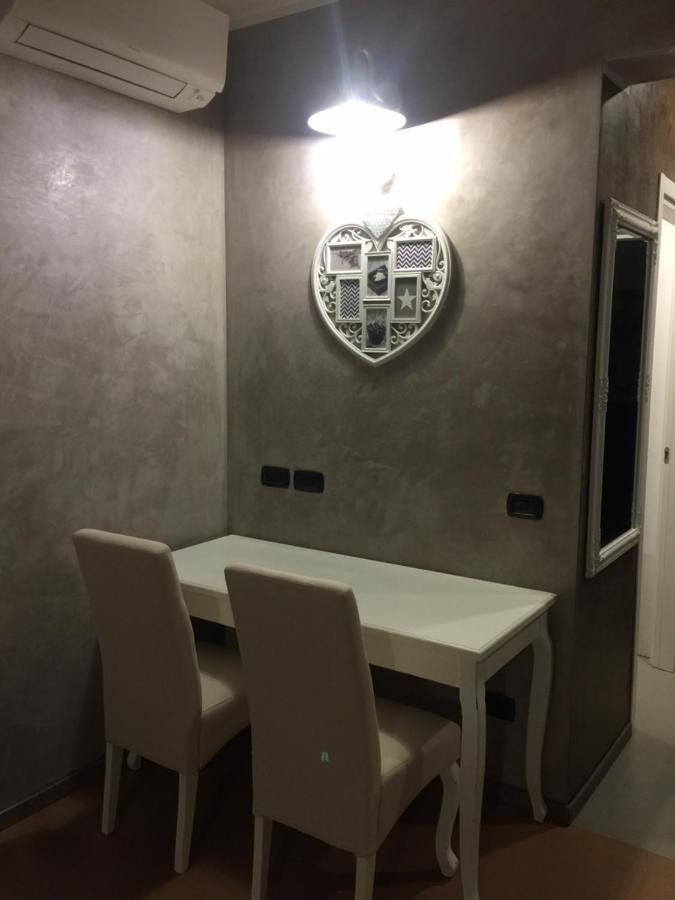 B2In Suite & Office Каприате Сан Джервазио Екстериор снимка