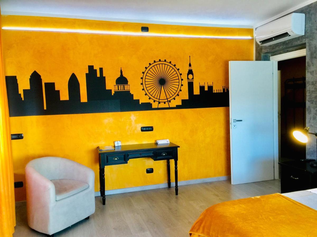 B2In Suite & Office Каприате Сан Джервазио Екстериор снимка