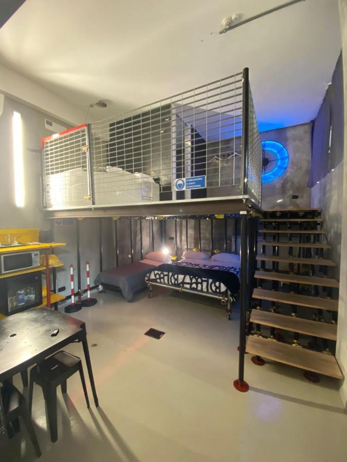 B2In Suite & Office Каприате Сан Джервазио Екстериор снимка